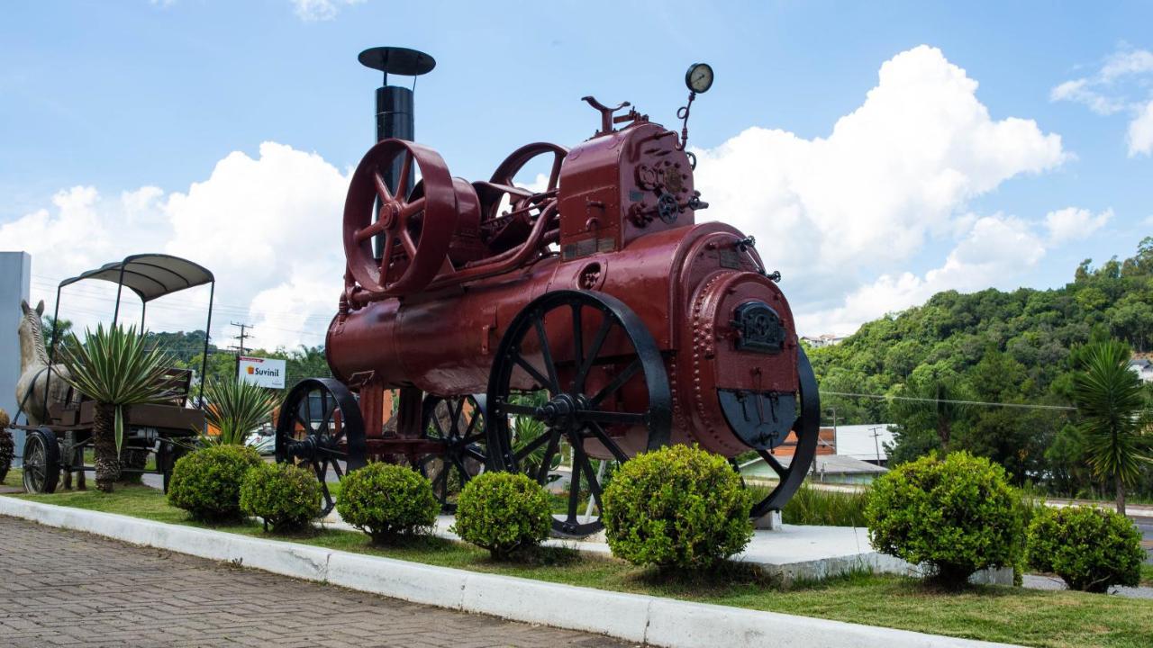 Hotel Fiorio Flores da Cunha Luaran gambar