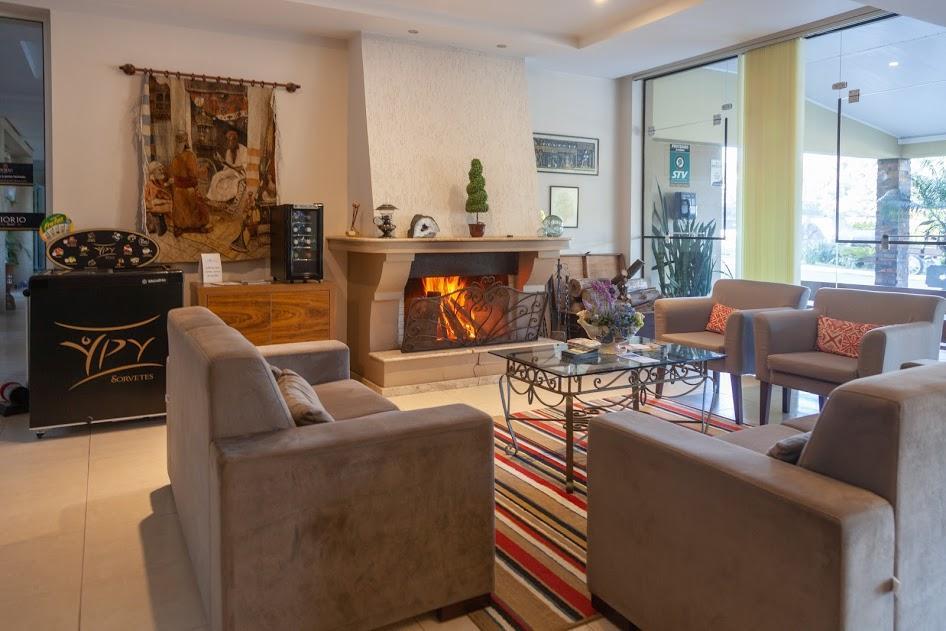 Hotel Fiorio Flores da Cunha Luaran gambar